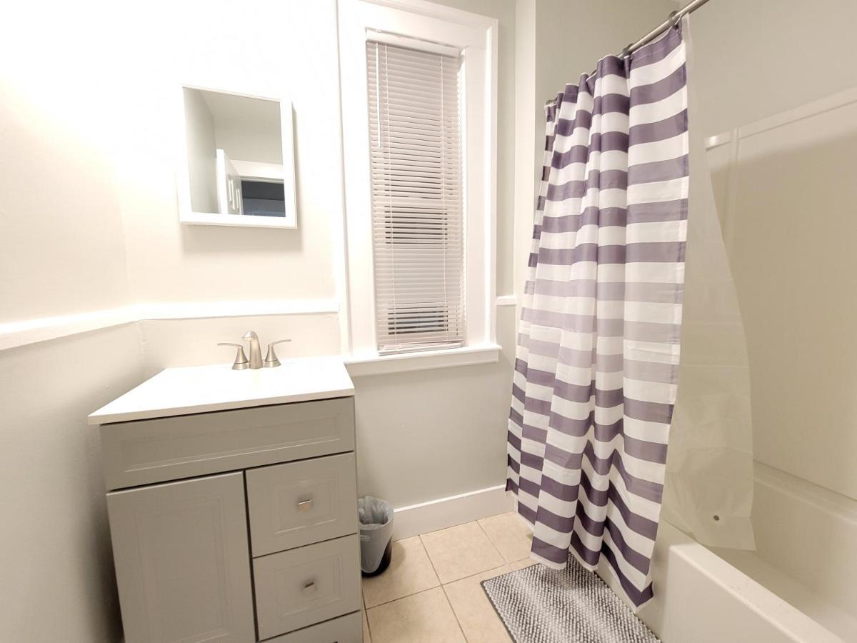 Room For Rent In Apartment Hartford Zewnętrze zdjęcie